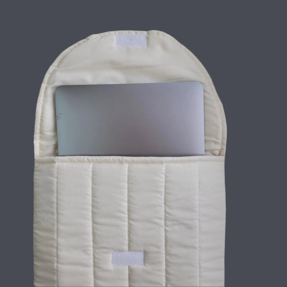 EverythinK Laptop Case with Front Pocket